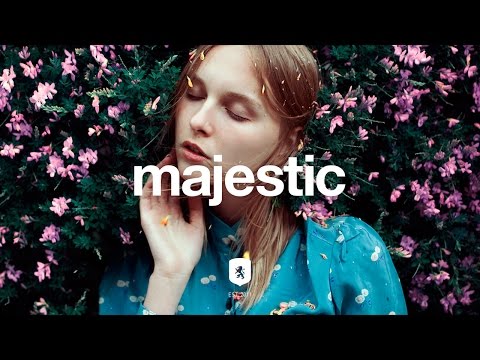 Moglii - Breath (feat. Island Fox)