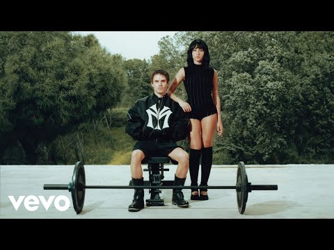 Videoclip de Hermosa Casualidad — Aitana