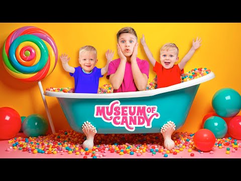 Diana and Roma - MUSEUM OF CANDY in Dubai - Vlog Stories