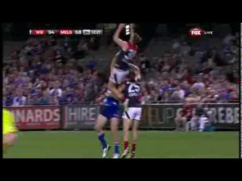 Howe finishes on a high - AFL