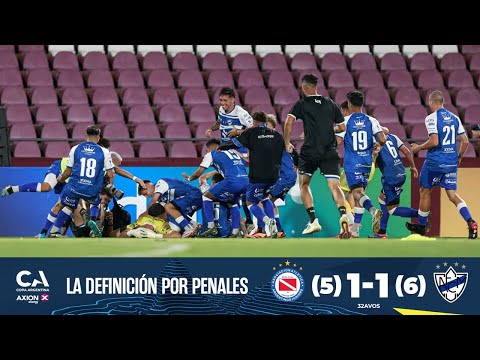 The penalty shootout. Argentinos 1 (5) - Ferrocarril Midland 1 (6). Round of 32. Fourteenth edition.