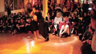 Carlitos Espinoza y Noelia Hurtado Firenze