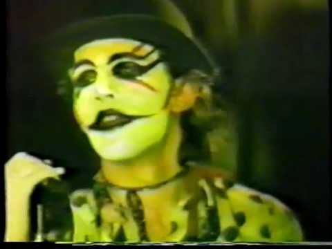 THE ADICTS -live at manhattan club9 may 1983