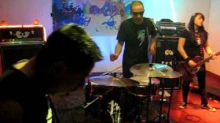 Tunnel Of Love, by Kepi The Band (Morlock Gallery, November 2008)