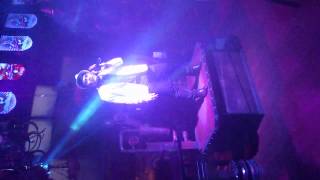 XIANG TAI DUO (THINK TOO MUCH)