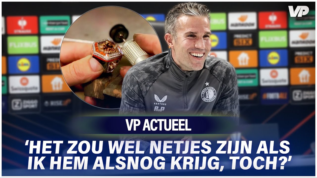 Thumbnail for article: Van Persie grapt over duur cadeau van Memphis: 'Misschien krijg ik die ook nog'