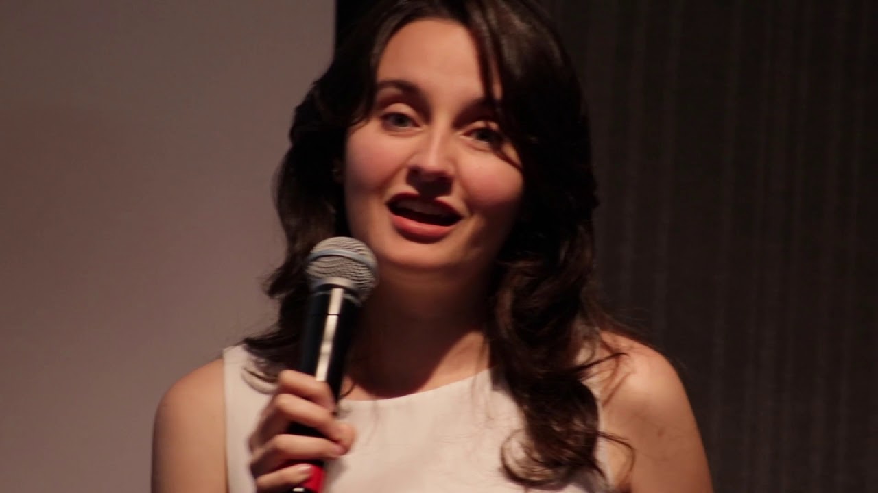 Como ajudar o cérebro a tomar melhores decisões | Camile Corrêa | TEDxESPM