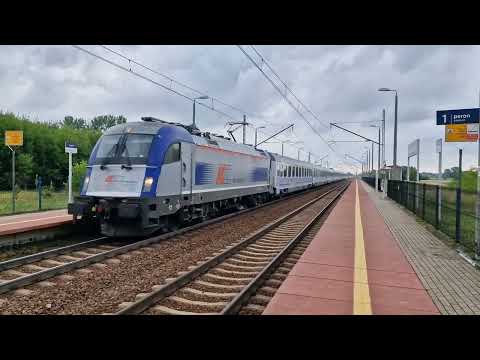 EU44-004 + IC WAWEL z Przemyśla Gł. do Berlina Hbf., mija p.o. Rzeszów Załęże 15.07.2022