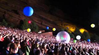 Flaming Lips Red Rocks Space Bubble Somewhere Over the Rainbow