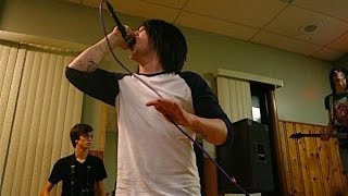 Asking Alexandria - A Candlelit Dinner With Inamorta (Live 2009)