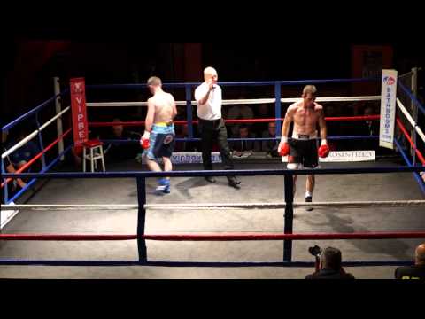 Jazza Dickens v Dai Davies