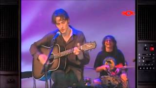 Lucha De Gigantes (Antonio Vega, con Escenas de Amores Perros) Nacha Pop