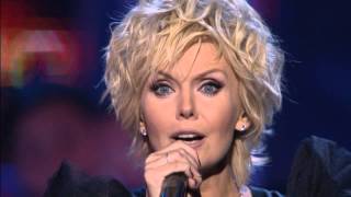 Валерия. За роялем Давид Тухманов