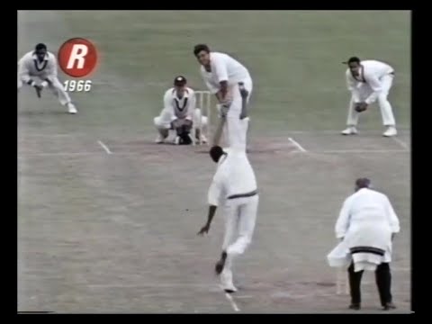 ENGLAND v WEST INDIES 1st TEST MATCH DAY 3 OLD TRAFFORD JUNE 4 1966 LANCE GIBBS COLIN MILBURN SOBERS