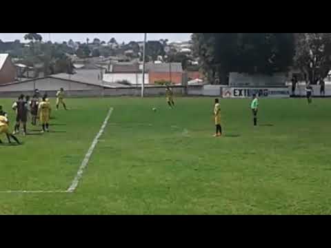 Urano 1 x 2 Prudentópolis. Gol do lateral esquerdo Igor Manoel do Prudentópolis