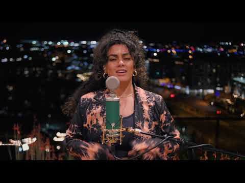 ROOFTOP SESSIONS: Justin Bieber - Peaches ft. Daniel Caesar, Giveon (Yasmeen Cover)