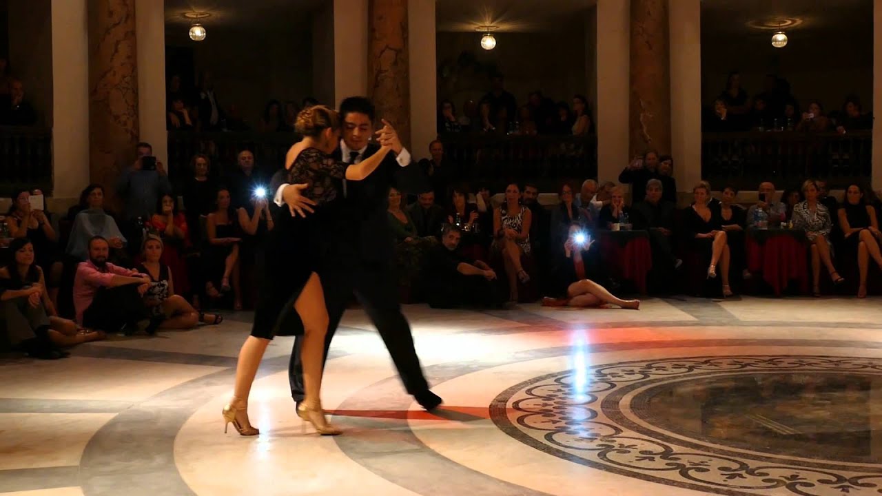 Carlitos Espinoza & Noelia Hurtado, Con toda la voz que tengo (Winter Tango Napoli 2015, 4/5)
