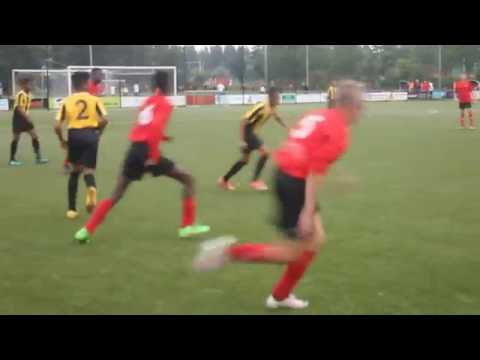 Kennemers JO15-1 - DTA JO14-1(2deH1)(06-09-2016)(0-6)(Oefenwedstrijd)