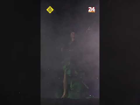 Ovo je trenutak kad je Brena slomila nogu. Kamerman je išao unatrag i pao je na nju! #shorts