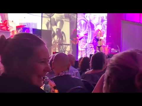 Weihnachtsengel Premiere 2025 Tommy Engel MING EETZTE FRÜNDIN 