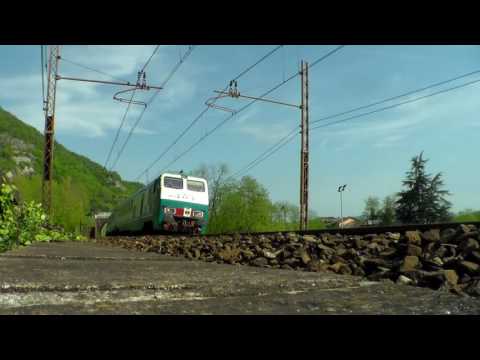 LA STROMBAZZATA DEL REGIONALE IN TRANSITO A RIGOROSO.(AL) 15 - 4 - 2017