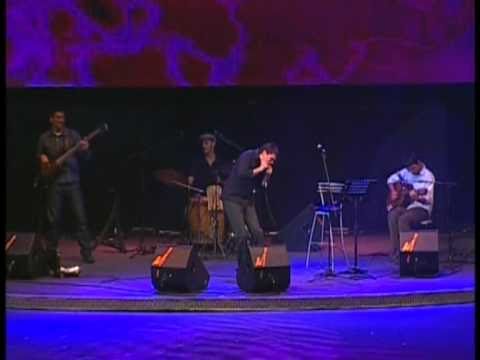 Franco Luciani Grupo - A pura ushuta (Cosquin 2011)