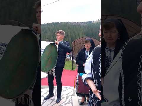 Tocasi din Lazesti tradiție frumoasa