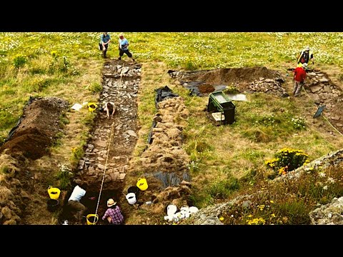 Archaeologists Unearthed A Vast Palace That Could Be The Birthplace Of Britain’s Most Legendary King