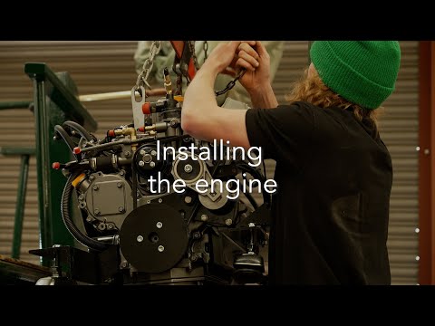How We Build Our Canal Boats - step 11 | Installing the engine