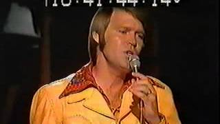 Glen Campbell 1st Time on TV with Bagpipes Amazing Grace 1973