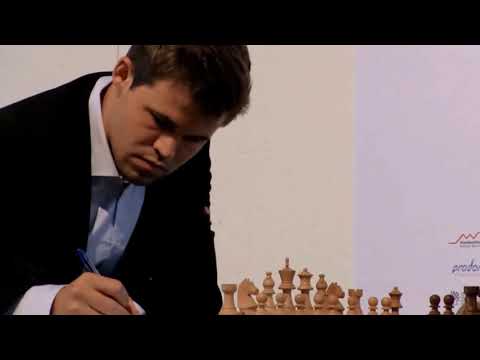 Grand-Maîtres d'échecs, véritables rockstars !