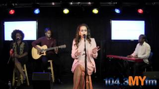 Rebecca Ferguson-Shoulder to Shoulder LIVE on the MYstage!