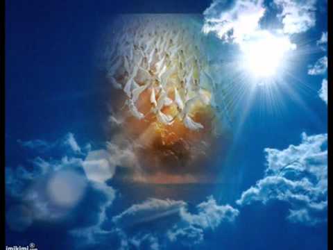 GRUPUL AMOS- COLINDE :SLAVA SUS IN CERURI