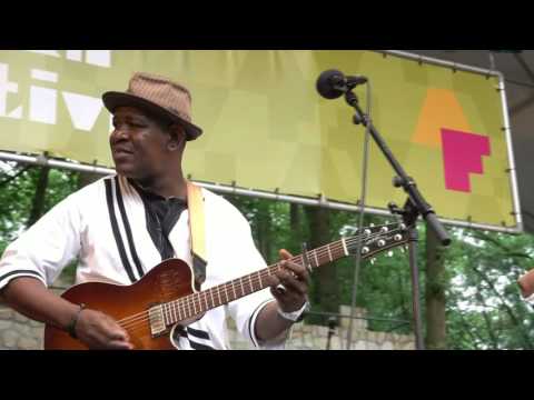 Ali Farka Touré Band - Cherie - LIVE at Afrikafestival Hertme 2017