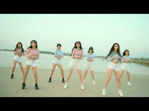 MOMOLAND 모모랜드   BBoom BBoom 뿜뿜   Cover by 'Precious'