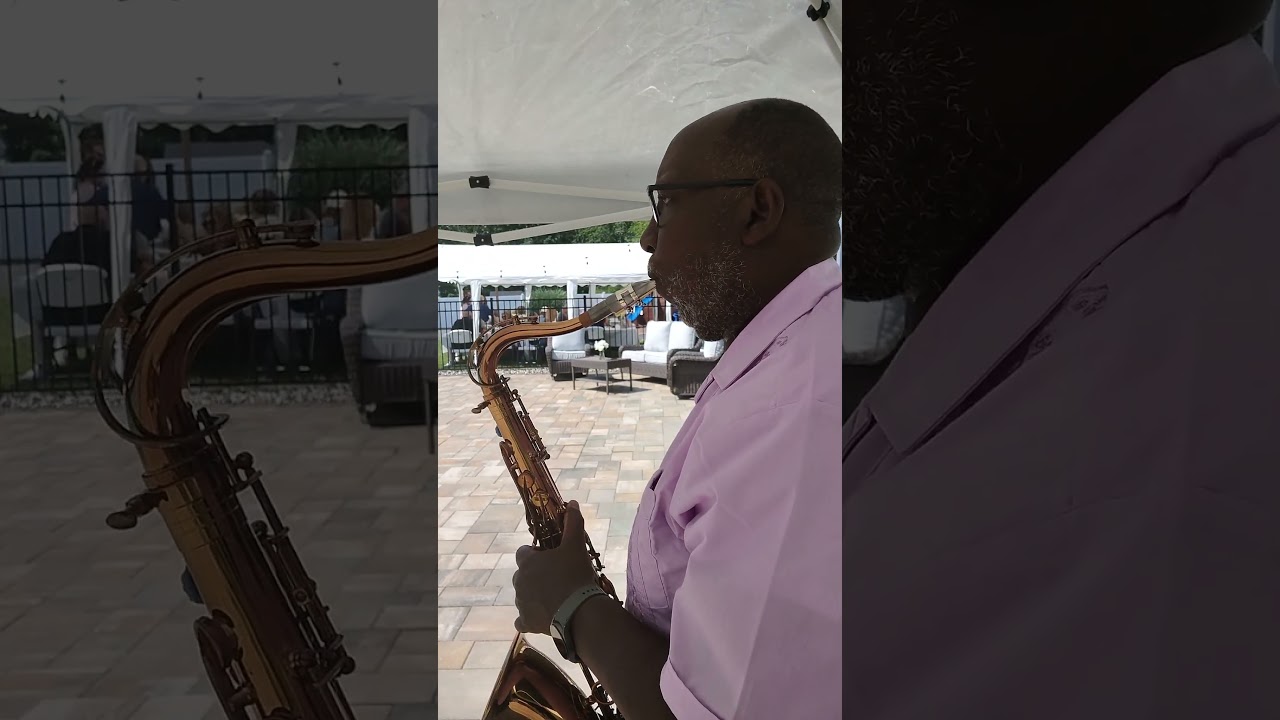 Promotional video thumbnail 2 for One Man Band Saxophonist
