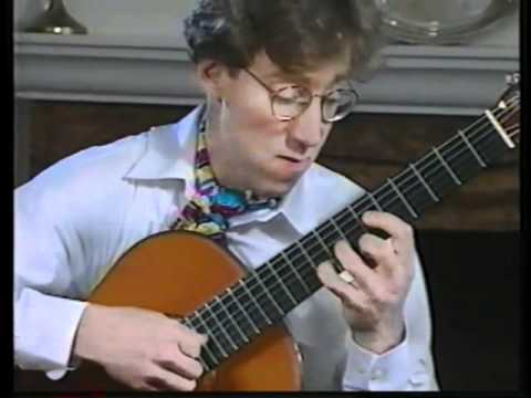 "Escosesa" played by Eliot Fisk