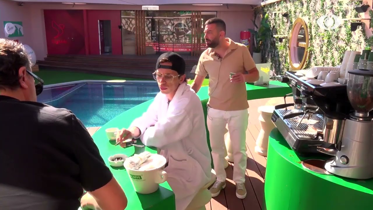 “Nuk ka çfarë të duhet ty për çfarë qaj unë”/ Kelly i kthehet Vserlos: Mos u kap me familjen