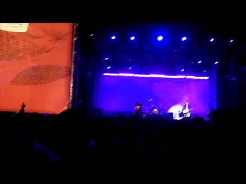 Olympic Live Show - Bedouin Soundclash - You Give Me Fever (cover)
