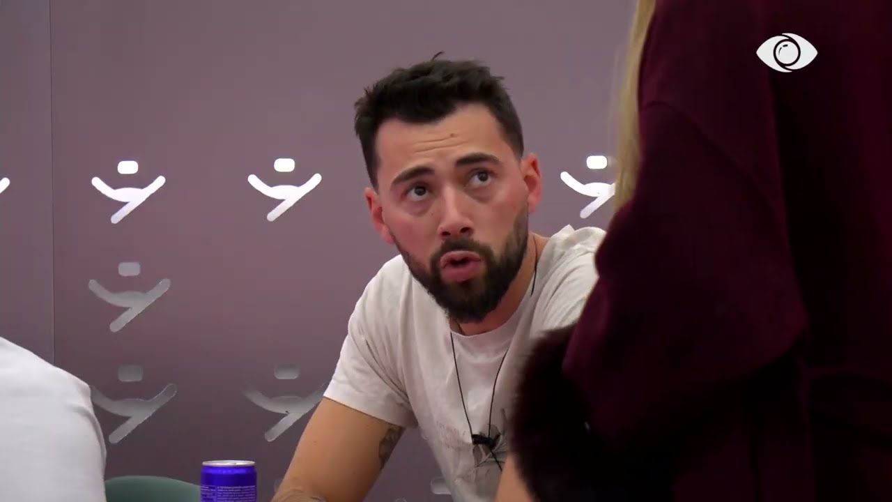 Të dukem pastrues unë ty/ Angelo-Juelës: Mos më trego mua punën
