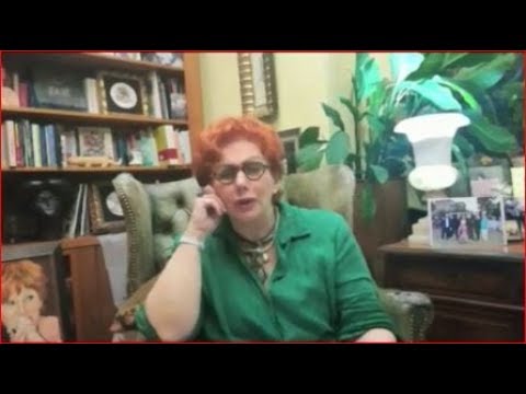 Premio Cilento Poesia 2018 - Maria Rita Parsi omaggia il Cilento con dei versi (LA SCUOLA EMPATICA)