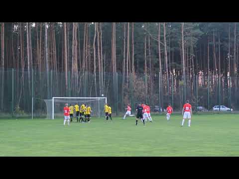 16 Kolejka: San Kłyżów - LZS Zdziary 0:1 (Rzut wolny Adama Cichonia trafiony w poprzeczkę)