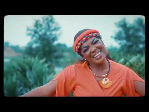 BLACK Nadia Danina Clip officiel