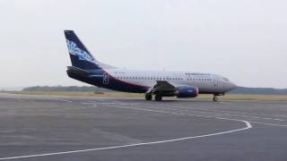 preview picture of video 'Споттинг в аэропорту Курумоч 13.08.2010'