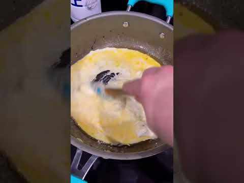 Easy Alfredo. Butter. Minced Garlic. Cream Cheese. Heavy Whipping Cream. Mozzarella. Pasta. Shrimp.