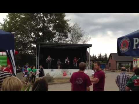 "Tools" vor der Halle