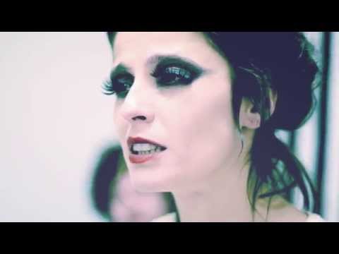 "Mój kochanek to bandyta" /"Ach, nie odchodź ode mnie" (old Polish tango)