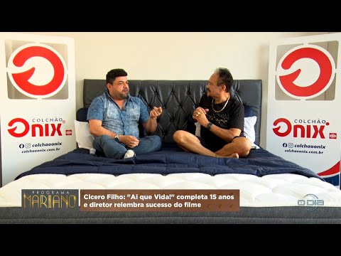 O diretor Cicero Filho na cama com Mariano relembrando o sucesso de "Ai, que vida!" 15 10 2022