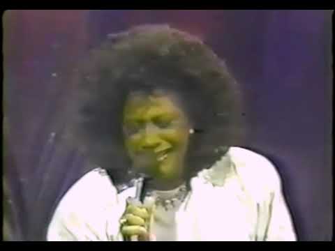 Patti LaBelle & Michael McDonald- On My Own live (1986)