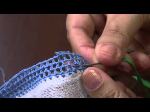 Mulher.com 28/03/2014 Selma Cruz - Bico com crochê e fitas entrelaçadas Parte 2/2